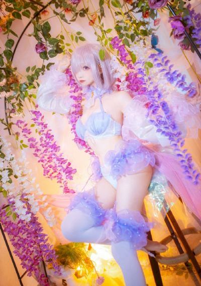 啊～嗯去浴室里h嗯男男视频